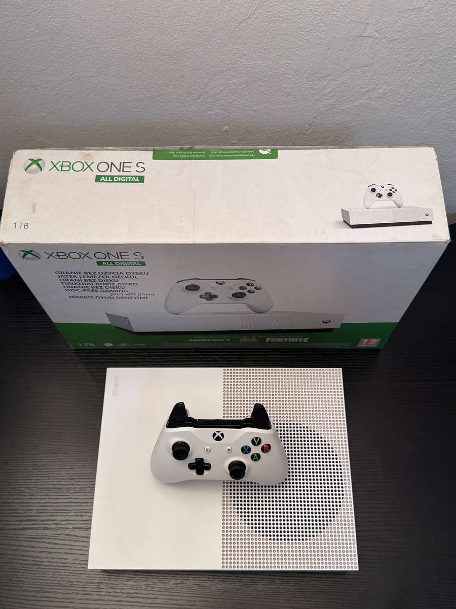 Xbox One S All-Digital Edition 1TB Console - Robot White - Boxed Bundle