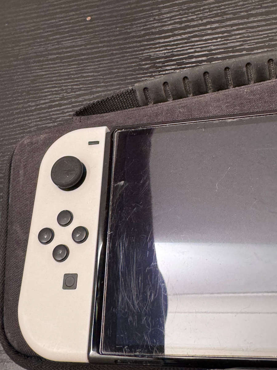 Limited Edition Nintendo Switch OLED Console - White (Tears of the Kingdom Edition Back Shell)