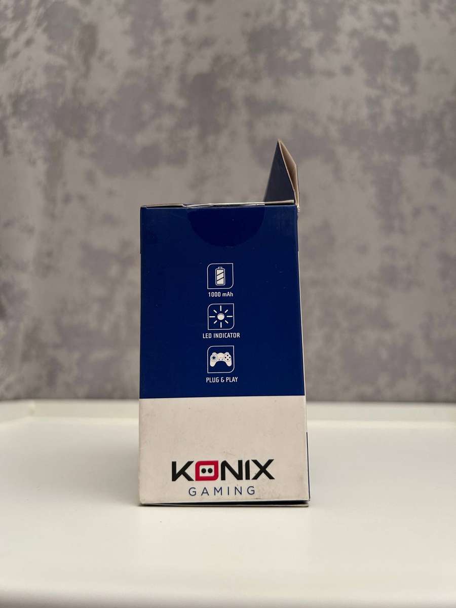 PlayStation 4 DualShock 4 Rechargeable Battery Pack  KONIX Gaming  USB Charging