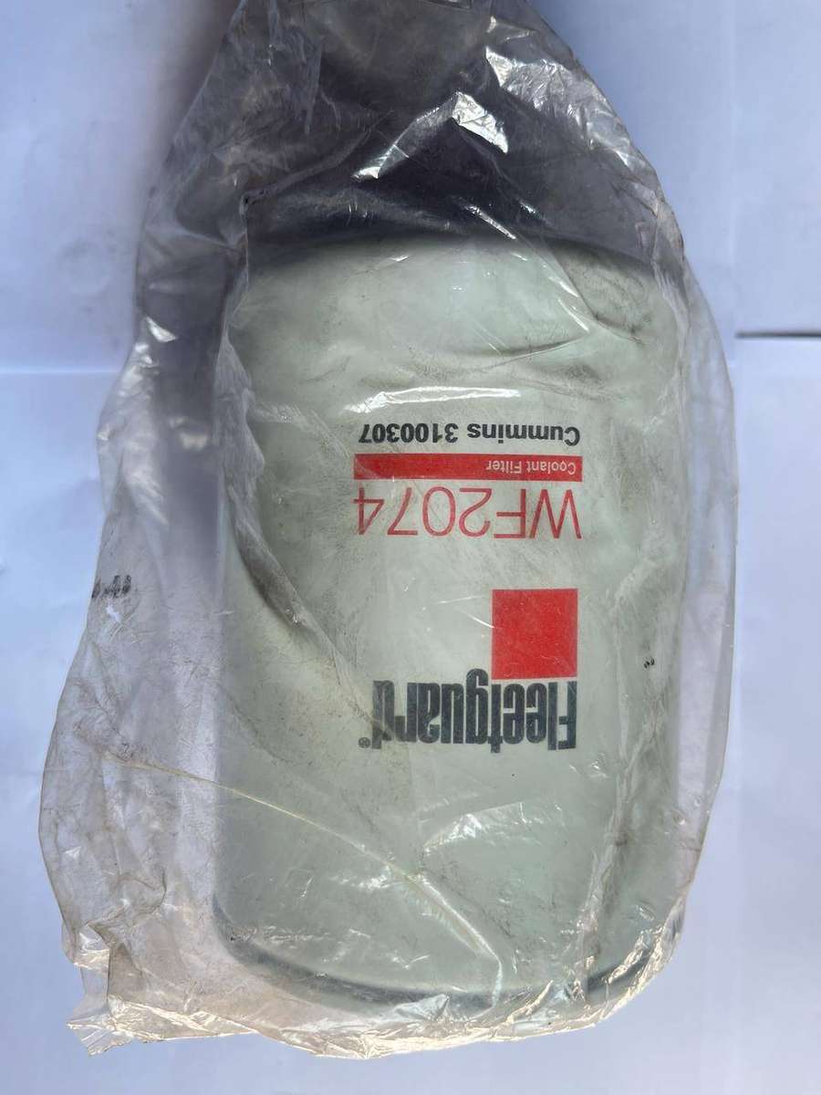 coolant filter fleetgaurd