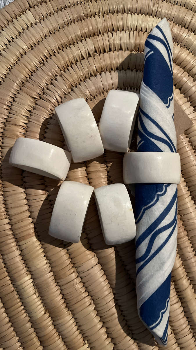 Napkin Rings Bone (6)