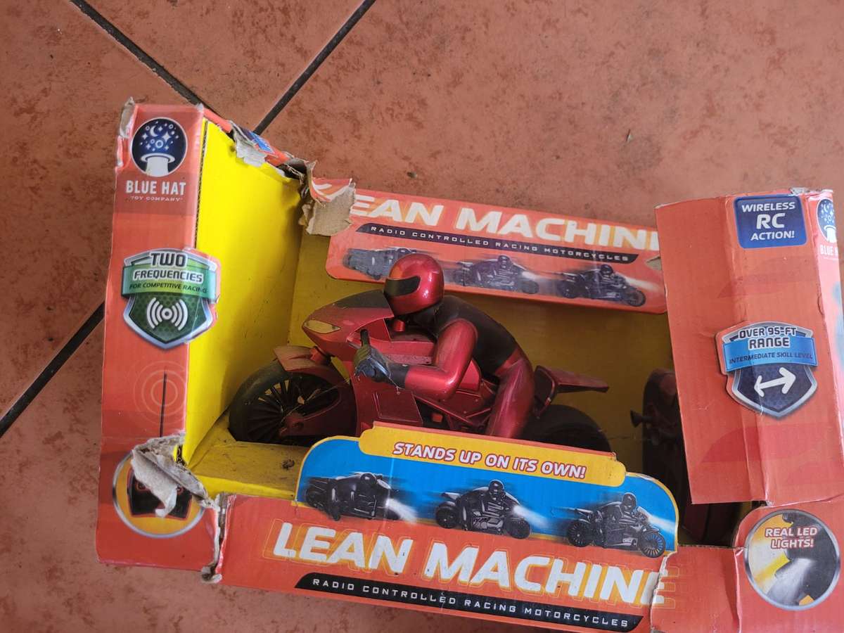 The Lean Machine Radio Controlled Racing Motorcycle
