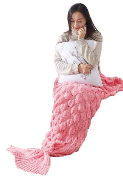 Cozy Knitted Mermaid Tail Blanket With Scales! (Limited Stock!)
