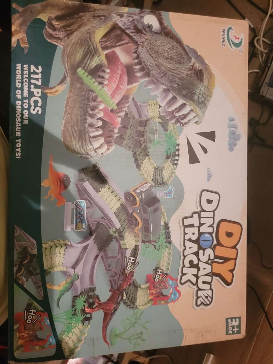 Dinosaur Track Set 217Pcs