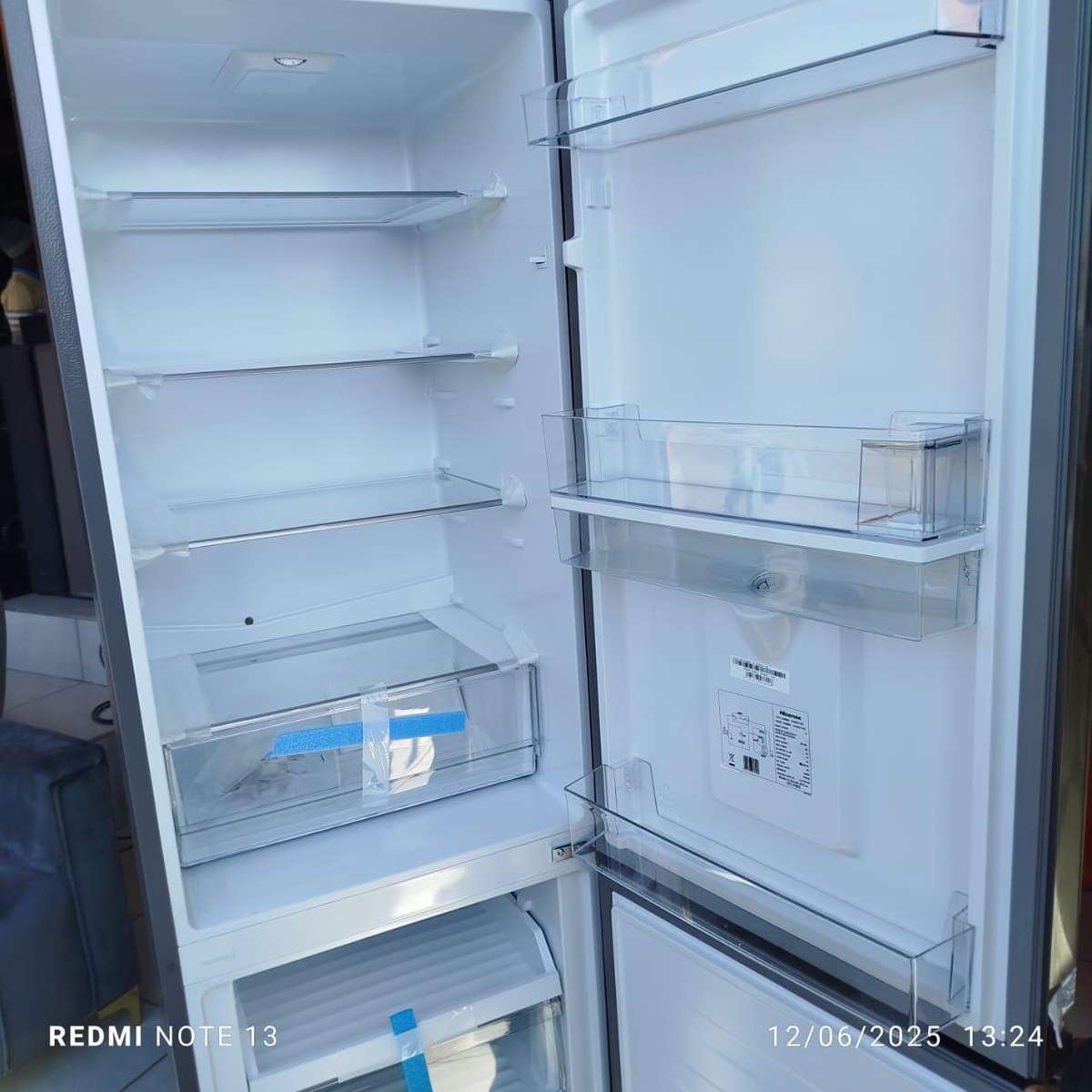 HISENSE FRIDGE 347L H450BIT-WD