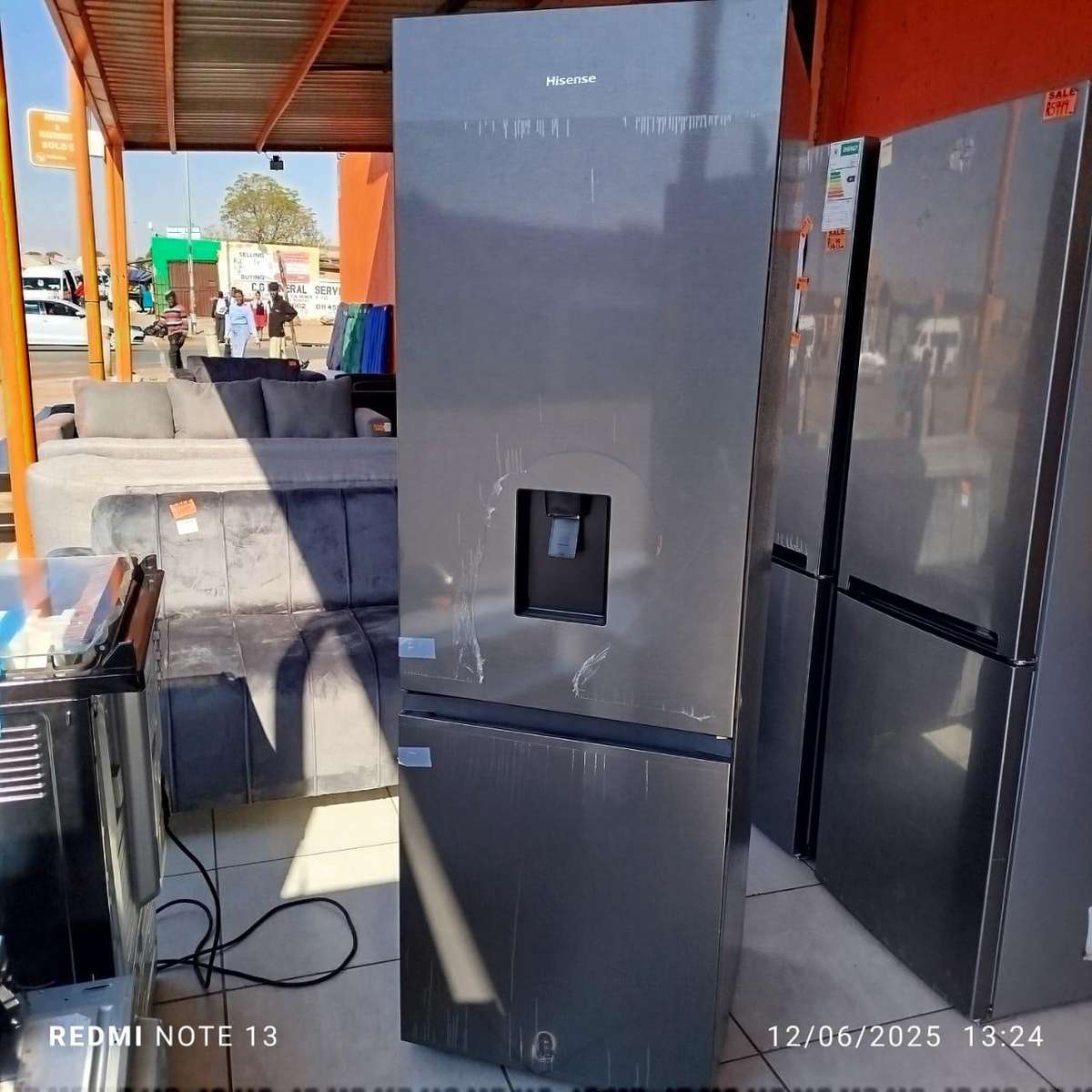 HISENSE FRIDGE 347L H450BIT-WD