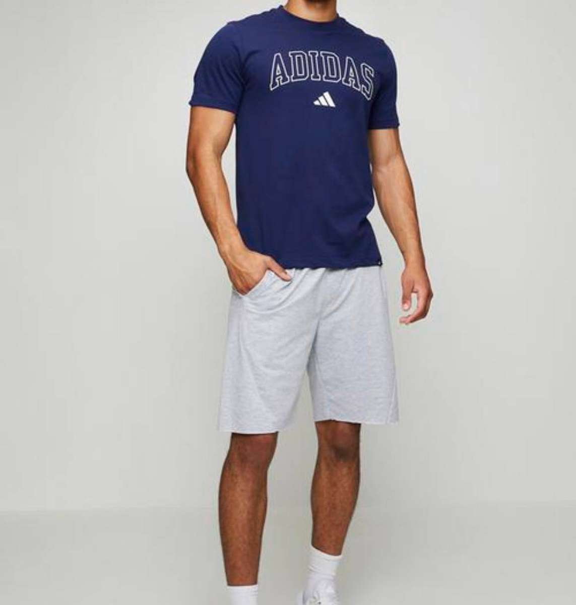 Adidas T-Shirt -Mens