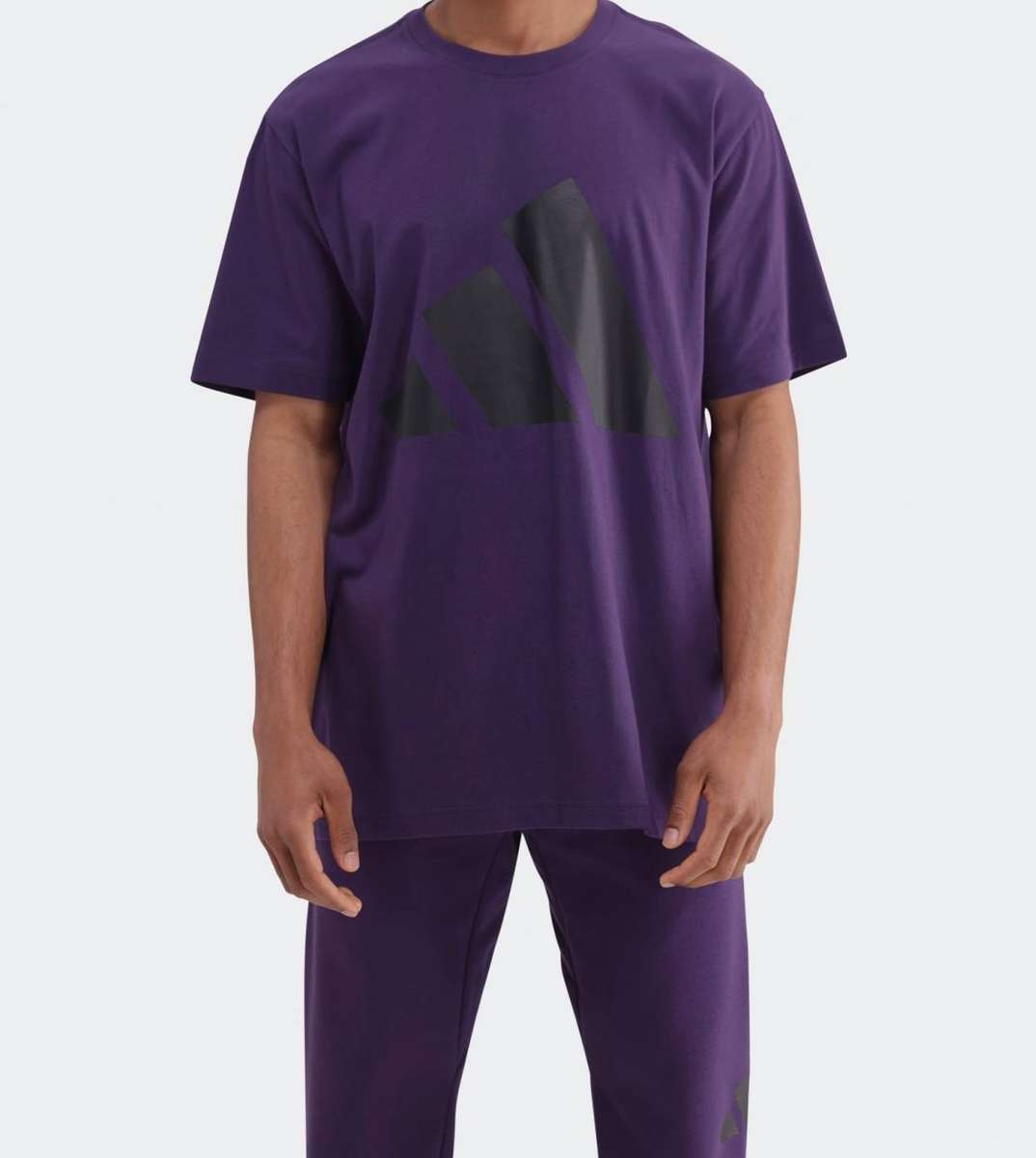 Adidas essentials big logo t-shirt
