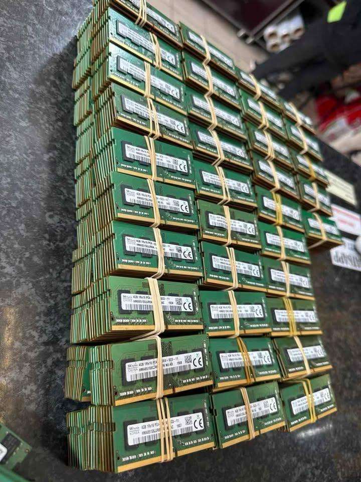 SK Hynix 4 GB 2666 MHz DDR4 Memory. Laptop Memory ( Used ) Welcome to Negotiate a stock price