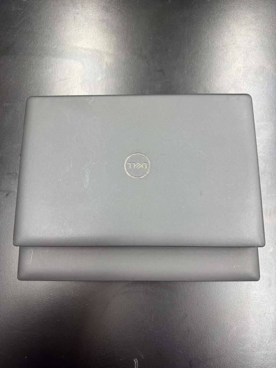 Dell Latitude 3520 15.6-inch Core i5-1135G7 16GB RAM 256GB SSD