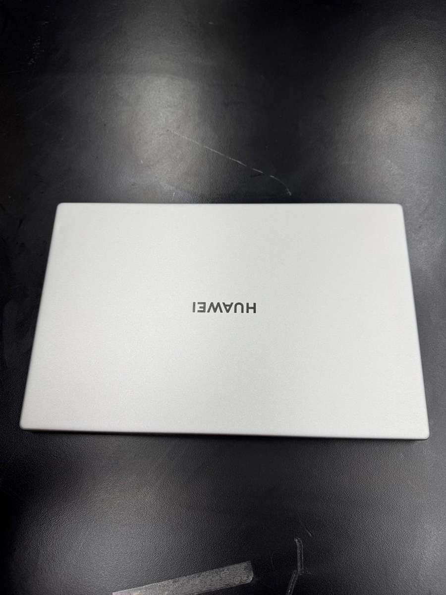 Huawei Matebook D15 Notebook PC  AMD Ryzen 7 3700U / 15.6 FHD / 8GB RAM / 512GB / Win 11 Pro