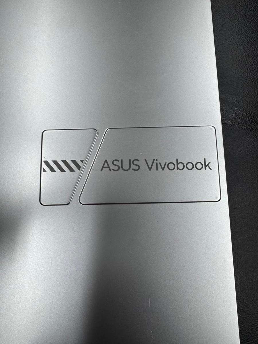 Asus Vivobook 16 Ryzen 7-7730U 16GB RAM 512GB PCIE NVME SSD 16"
