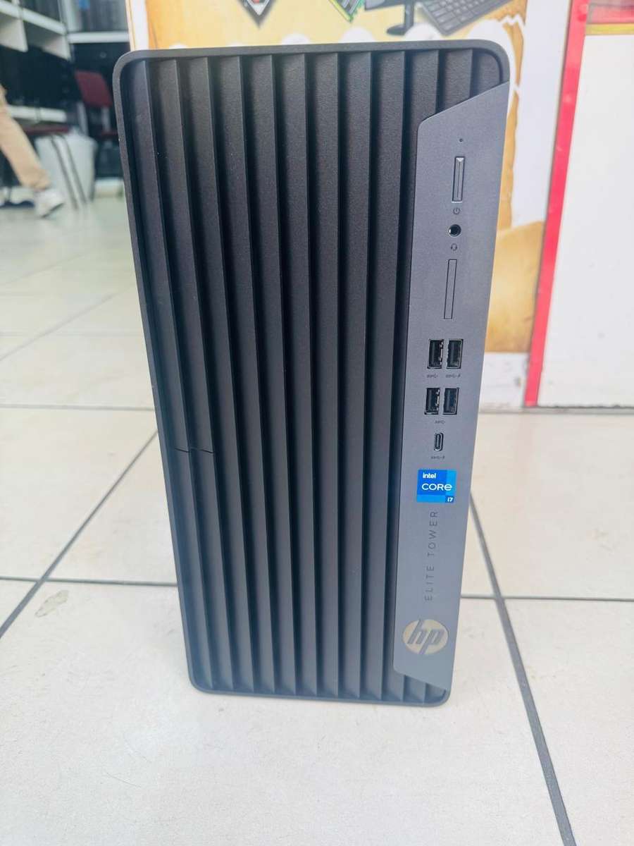 HP Elite Tower 800 G9 Desktop Core i7-13700 PC 32 GB DDR5 Memory, 1TB PCIe® Gen4X4 NVMe TLC M.2 SSD