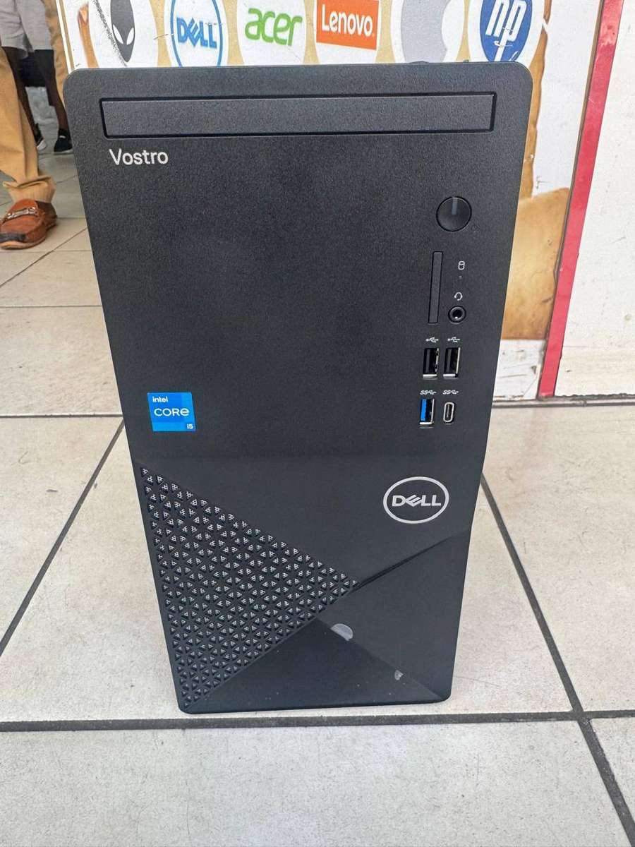 Dell Vostro 3030 Core i5-12400 8GB RAM 256GB SSD Win 11 Pro Desktop Tower PC