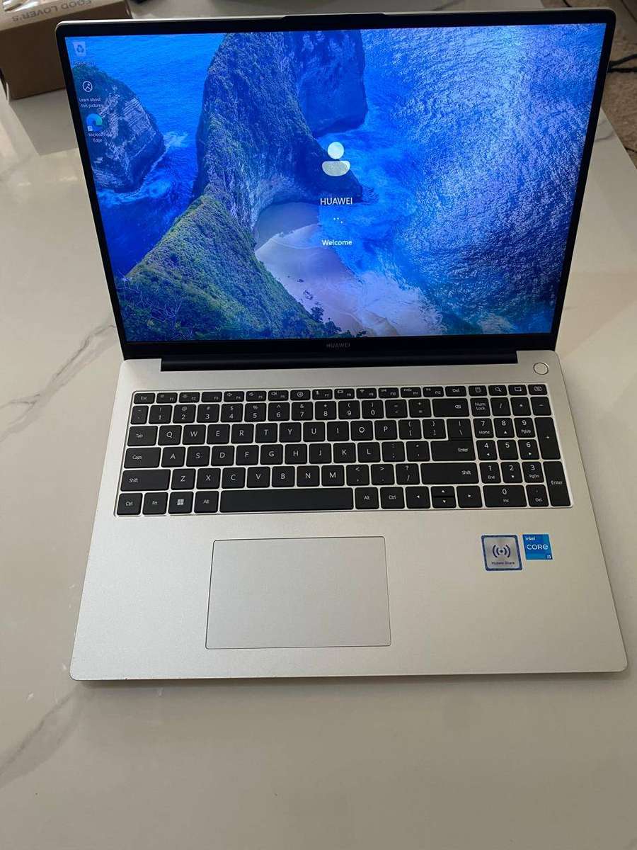 Huawei Matebook D16 Intel i5 12th Gen 16GB Ram 512GB SSD 16