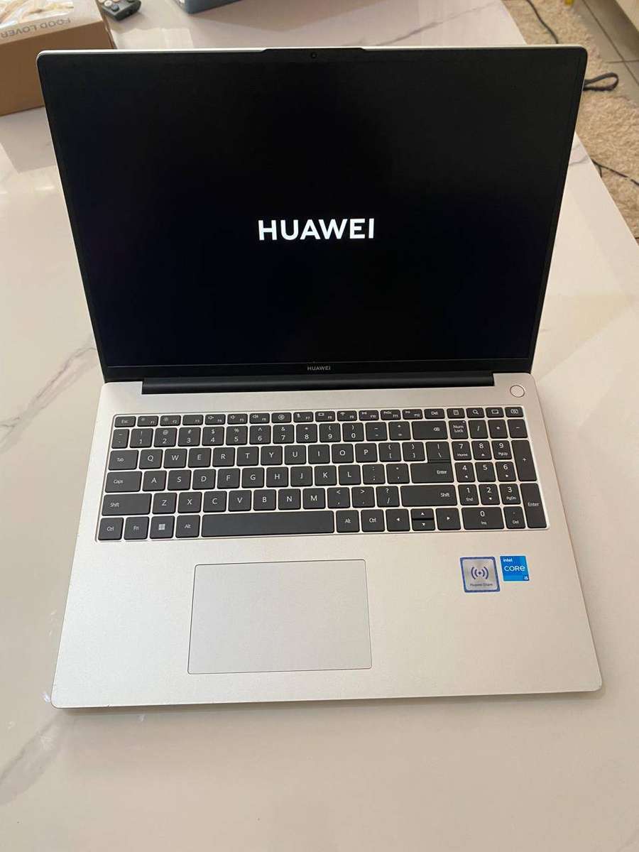 Huawei Matebook D16 Intel i5 12th Gen 16GB Ram 512GB SSD 16