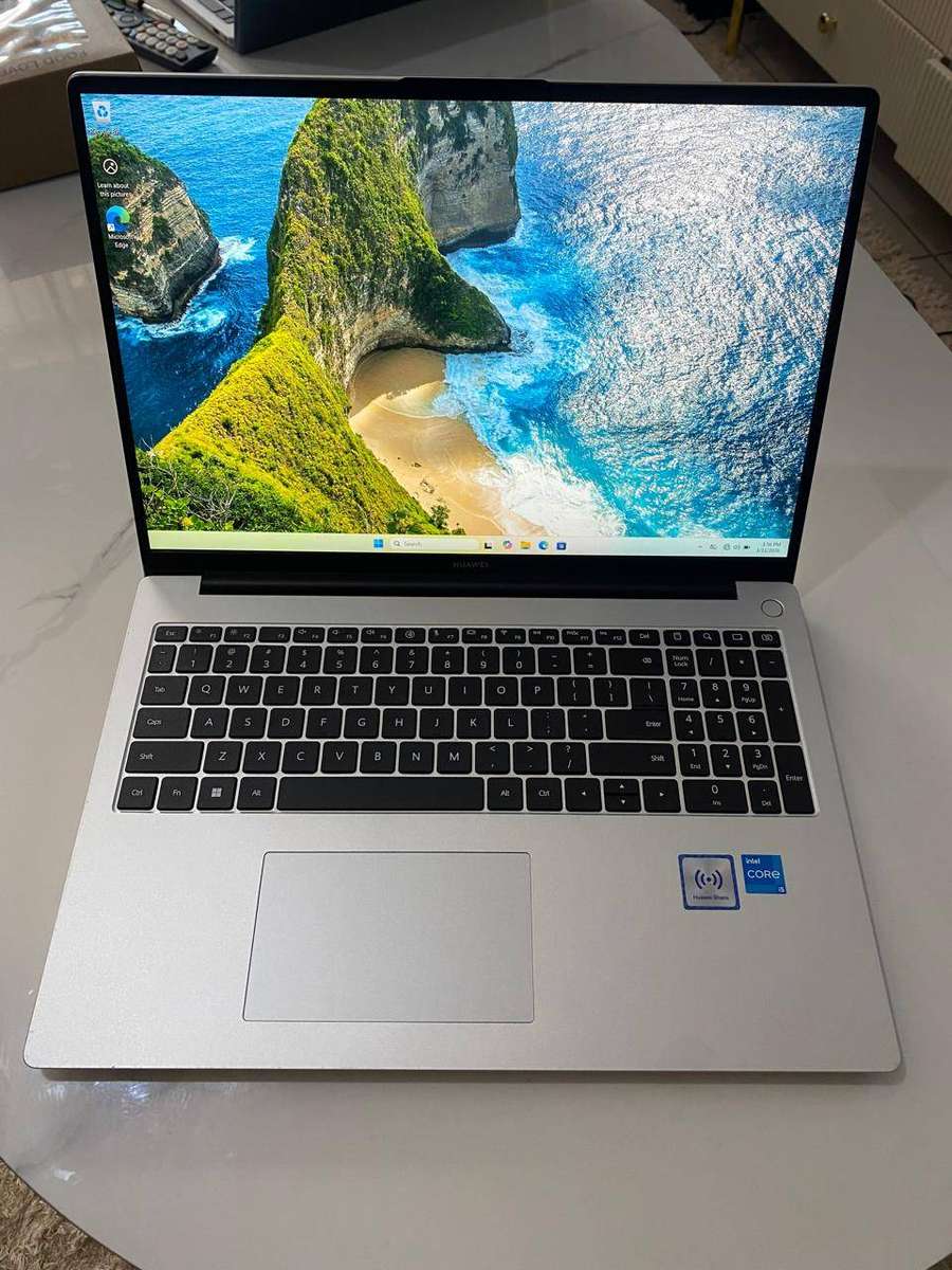 Huawei Matebook D16 Intel i5 12th Gen 16GB Ram 512GB SSD 16