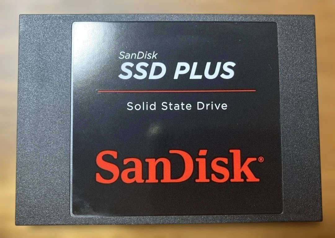 SANDISK SSD Plus 1TB Internal Solid State Drive - SATA III 6 Gb/s, 2.5"