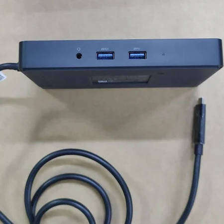 DELL WD15 USB-C DOCK STATION WITH ORIGINAL DELL 130W AC ADAPTER