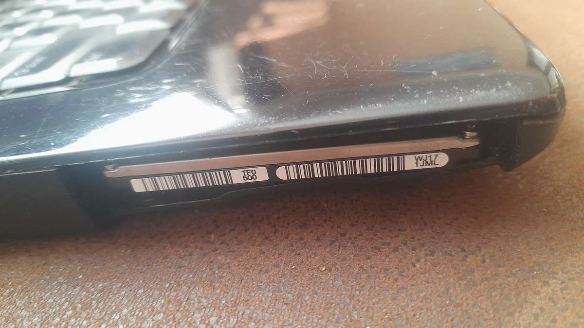 DELL INSPIRON 1545