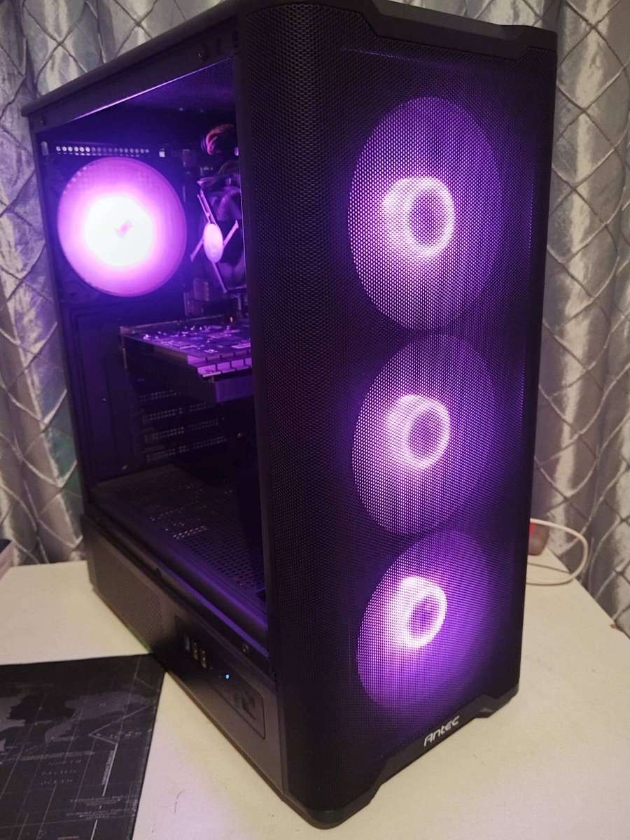 NVIDIA GTX 750 4GB Gaming Graphics Card  Fully Working