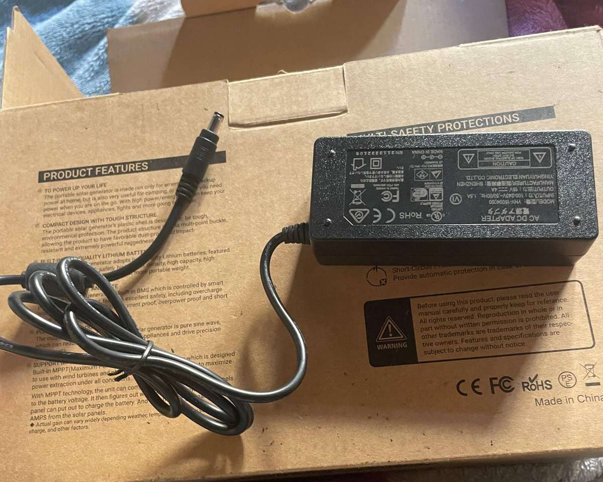 Solar Generator 2000W Portable Power Station with Lithium Battery