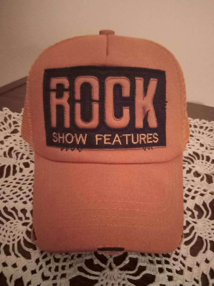 Mens ROCK SHOW FEATURES CAP