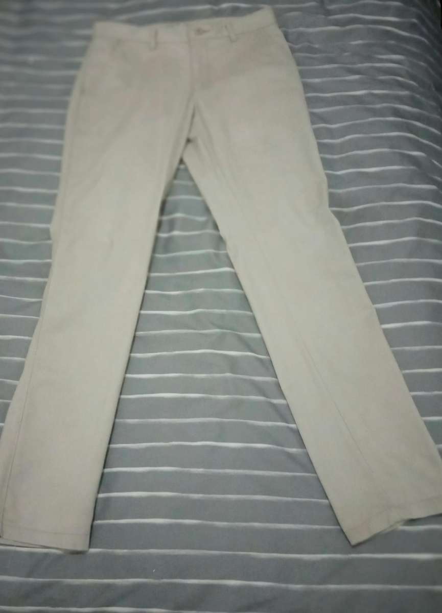 Men's chinos