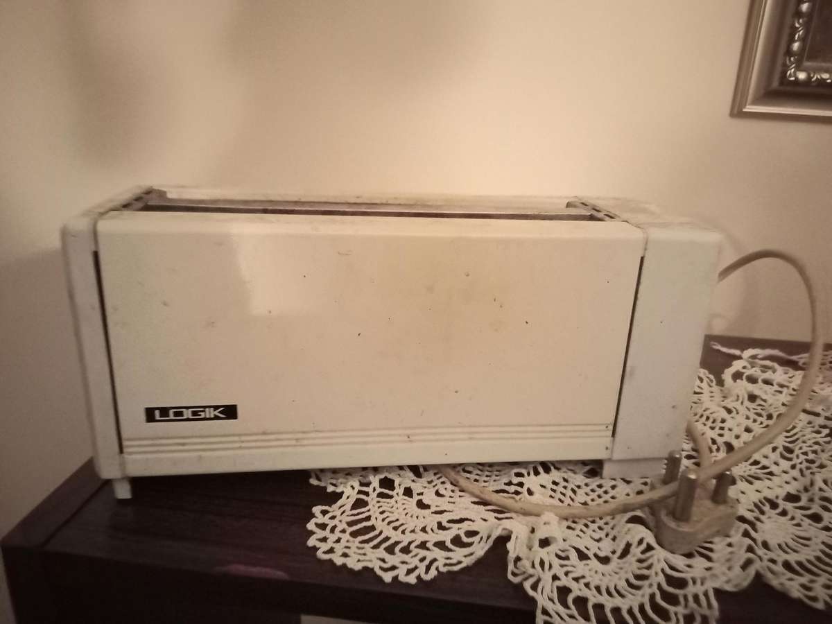 Logic toaster 4 slice