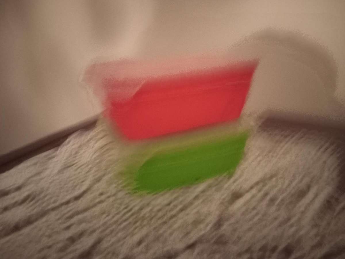 2 x small plastic containers