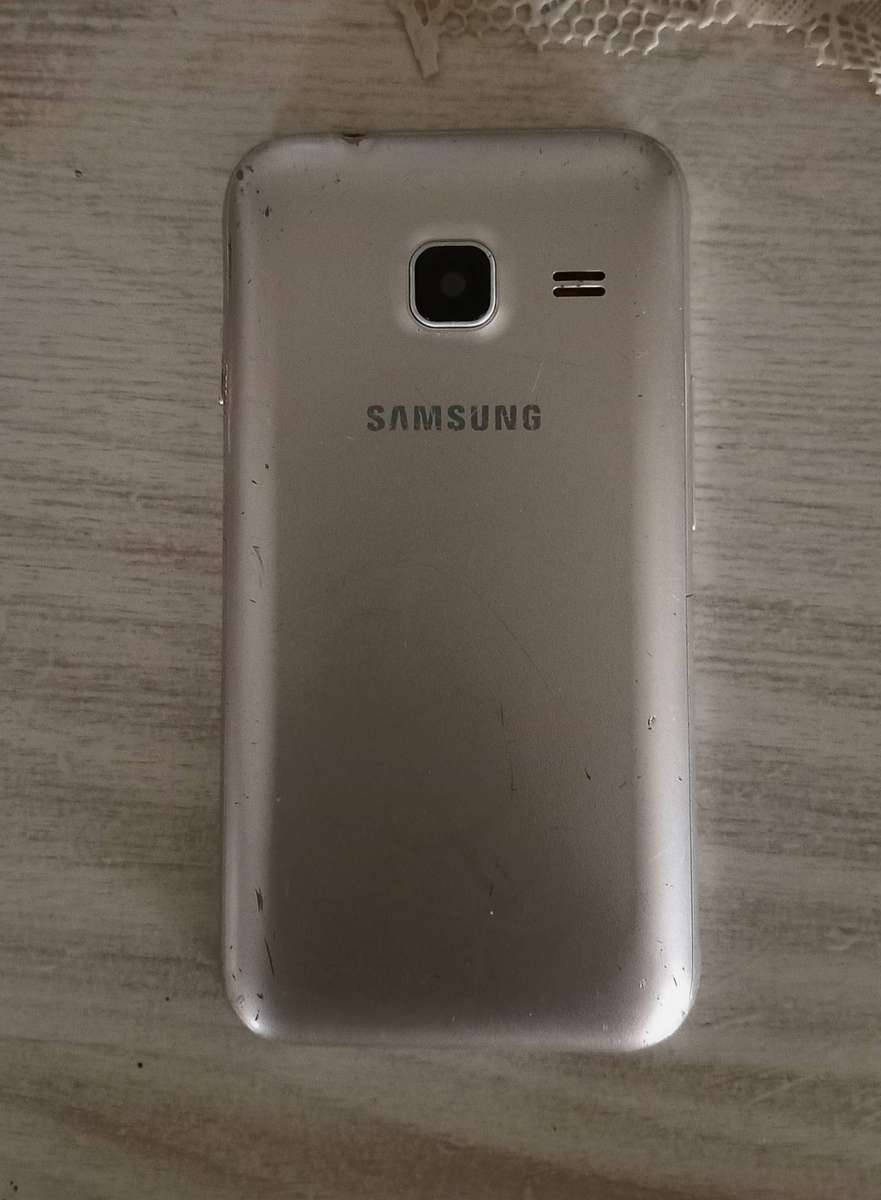 Samsung J1
