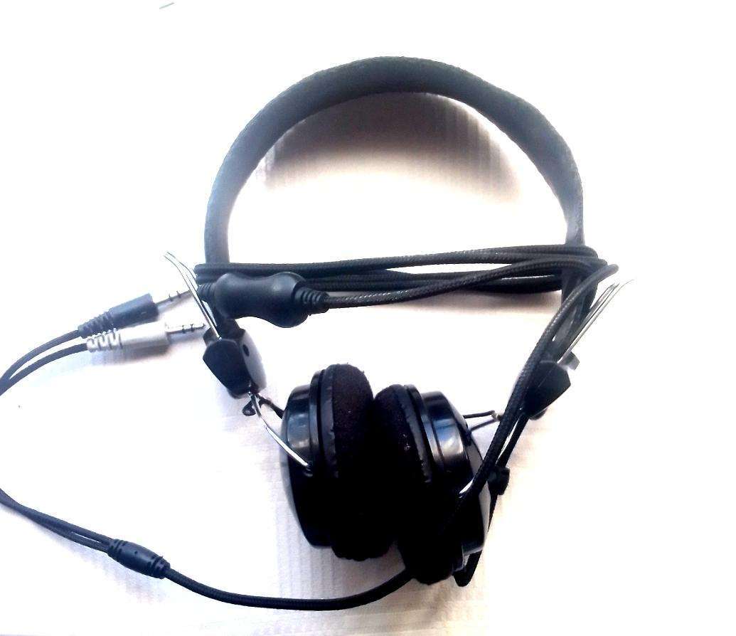 Asus EQ-06 Head phones