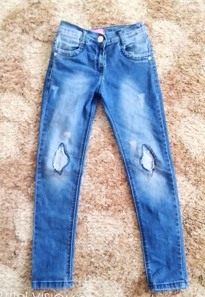 Girls jeans 8-9 years