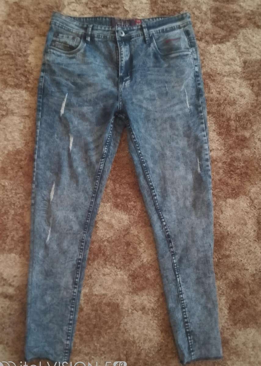 Mens jeans size 34
