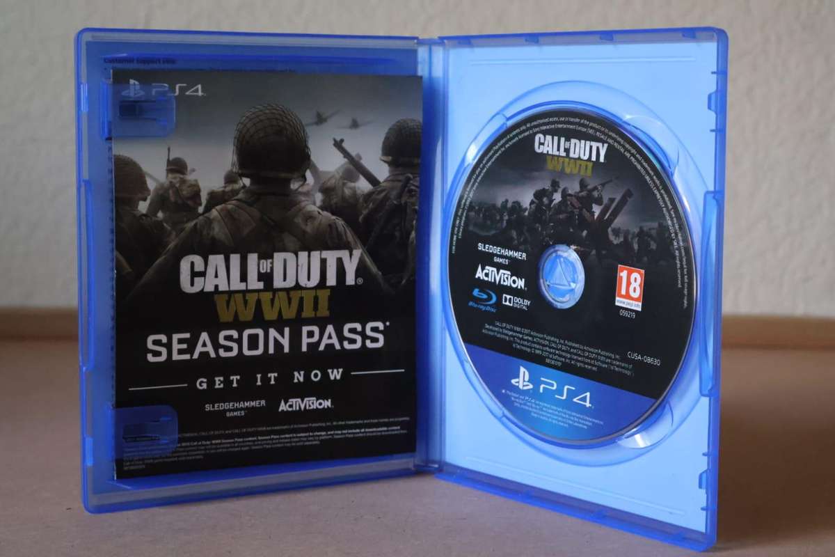 Call of Duty: Black Ops 4 & Call of Duty: WWII (PS4)