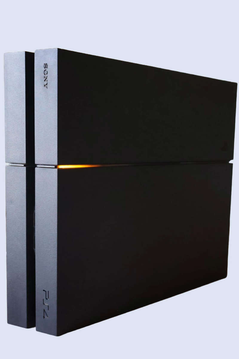 PlayStation 4 (PS4)