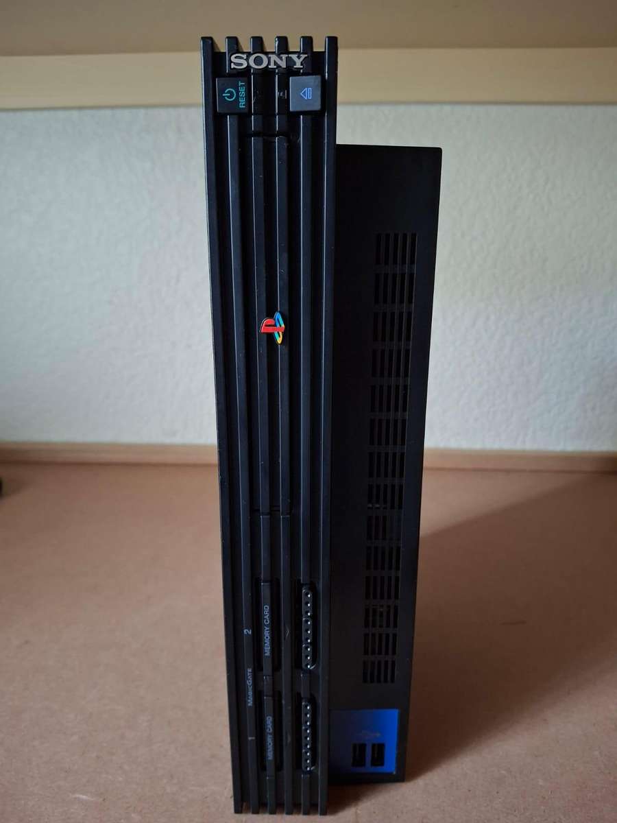 PlayStation 2 Phat Console