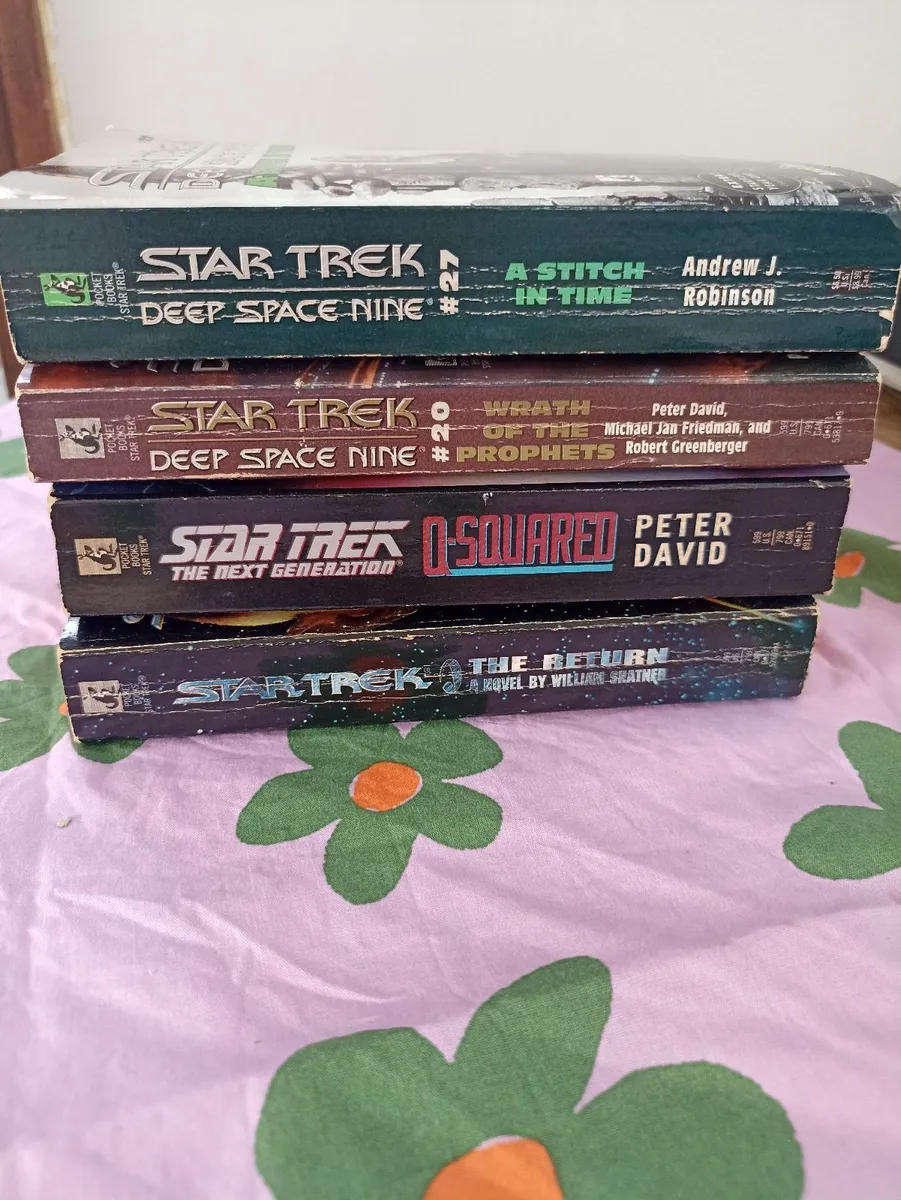 Star Trek Book Lot