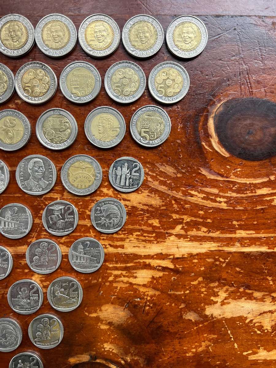 Variety of South African R5