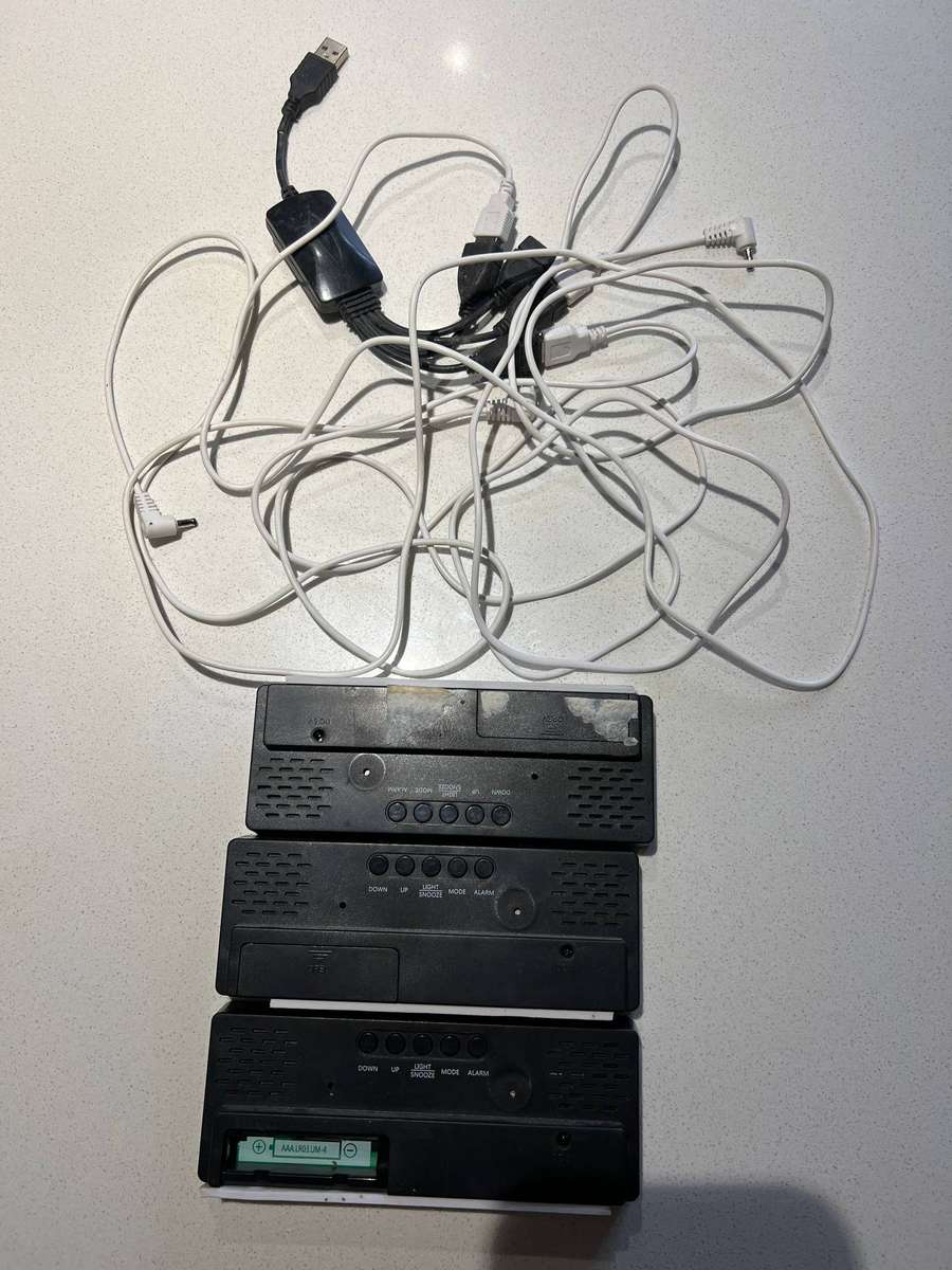 Digital clock