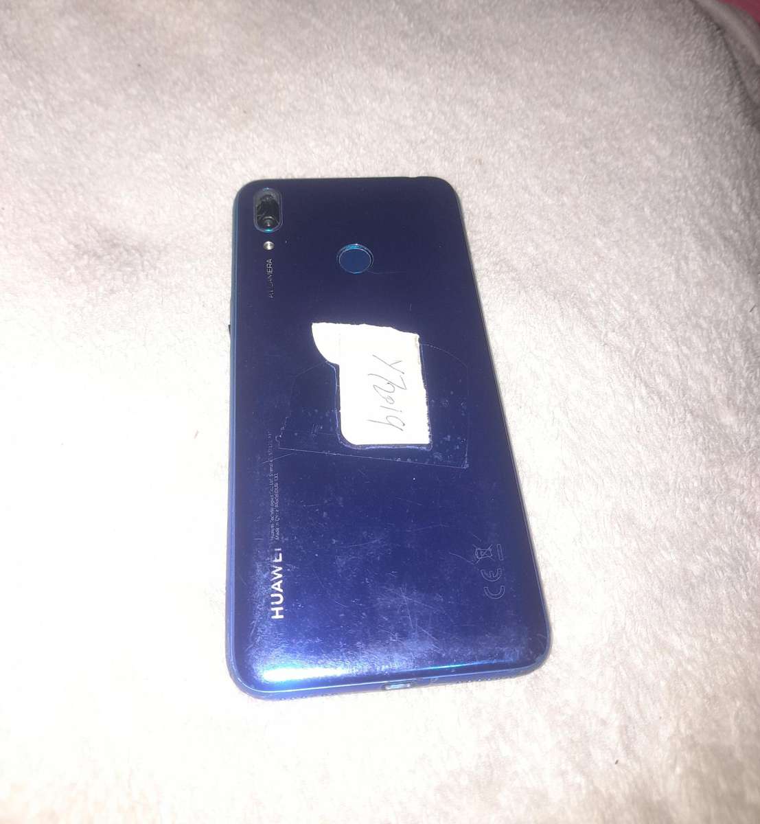 HUAWEI Y7 2019 SMARTPHONE, DUAL CAM, FINGERPRINT, CLEAN PHOTOS,BIG BATTERY