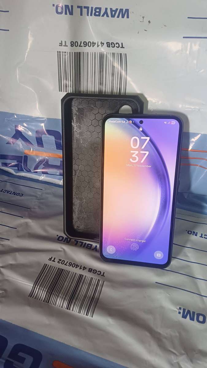 SAMSUNG GALAXY A54 5G SMARTPHONE || 256G/8G, 50MP TRIPLE CAM, UNDER DISPLAY FINGERPRINT, BIG BATTERY