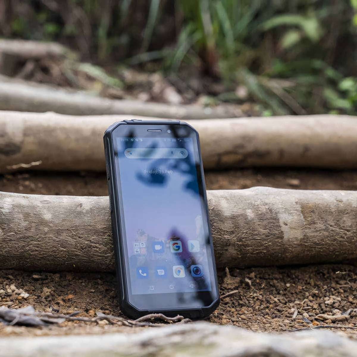 OUKITEL WP18 - 4G IP68 RUGGED SMARTPHONE WITH 12500mAh, 5.93",IP68