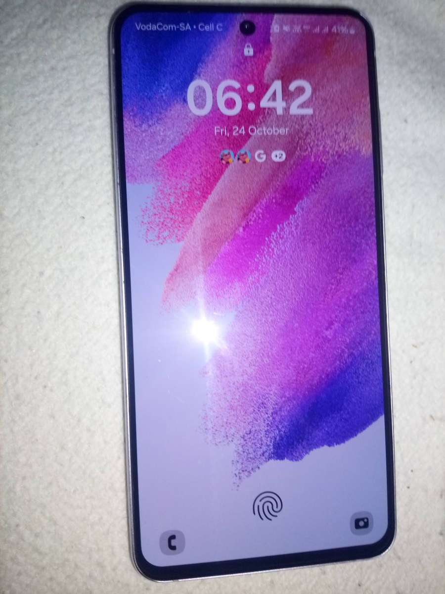 SAMSUNG GALAXY S21 FE 5G SMARTPHONE ||128GB/6G IN DISPLAY FINGERPRINT, BIG BATTERY