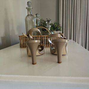  Elegant Nude OpenToe Heels by Queue | Size 5 | Never Worn 