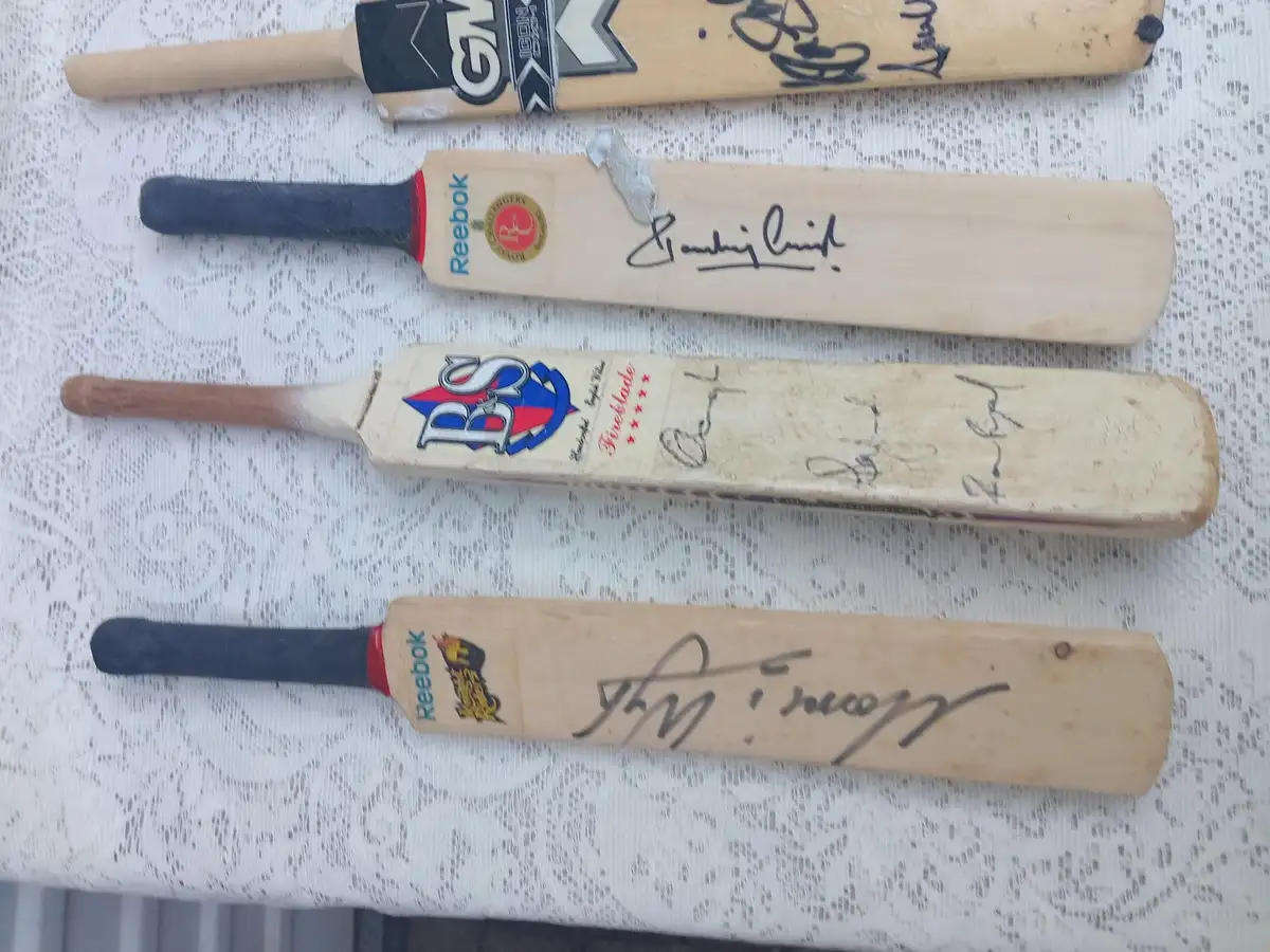 7 x Signed Mini Cricket Bats  Collector's Lot