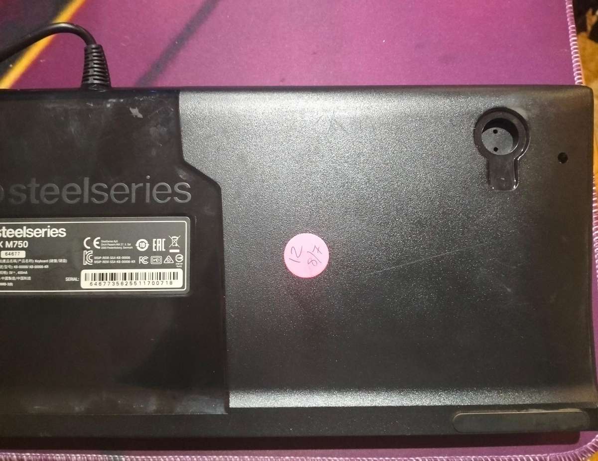 SteelSeries Apex M750 Mechanical Gaming Keyboard - Used