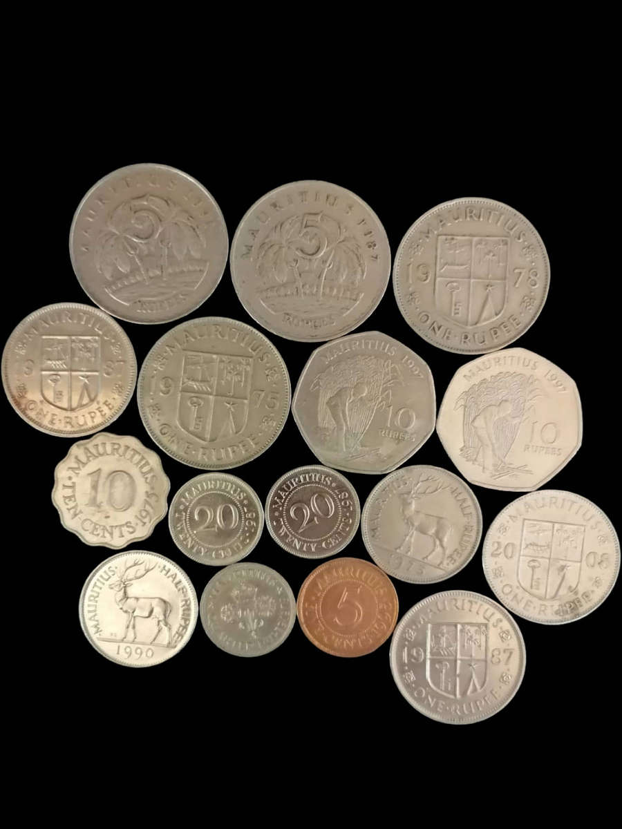 Rare Mauritius Coin Lot  Collectible Sir Seewoosagur Ramgoolam & Queen Elizabeth II Coins