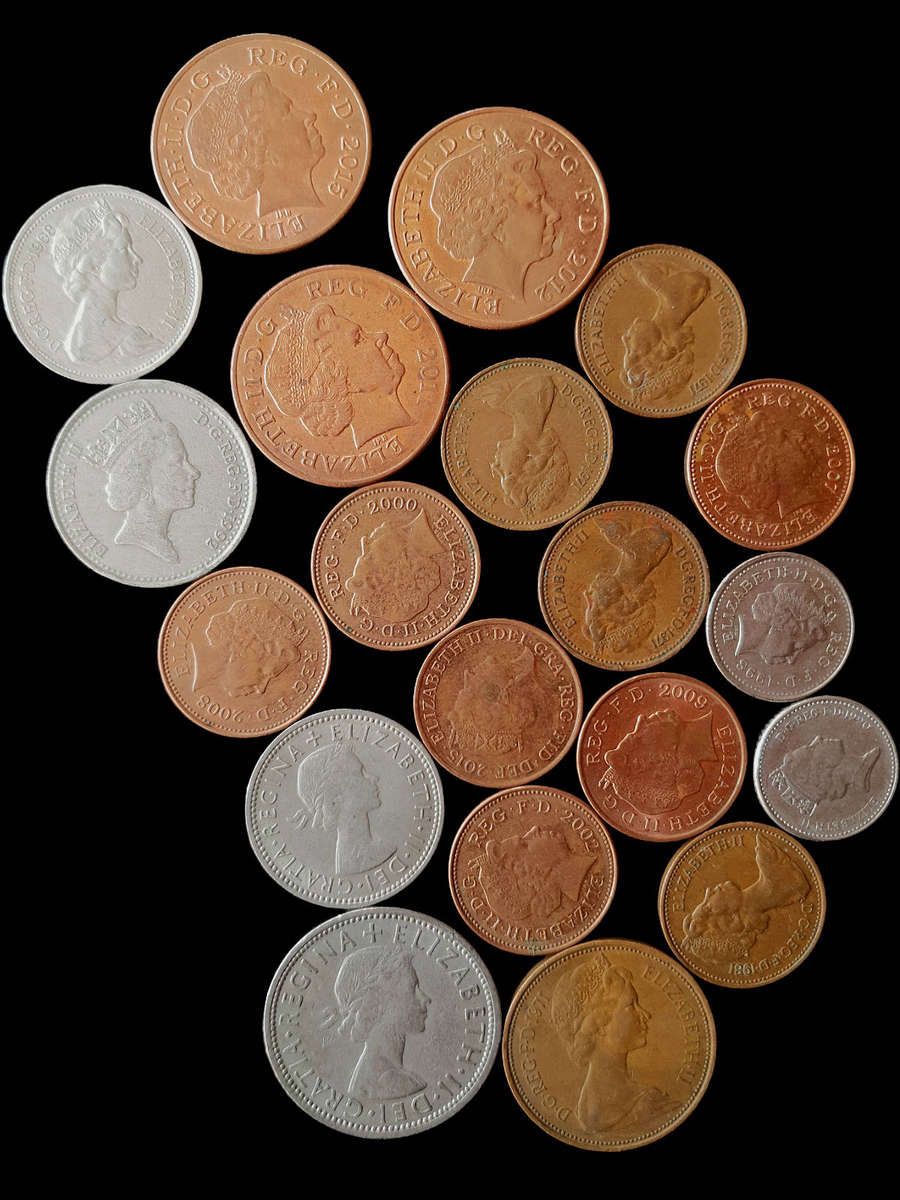 Lot of 20 British Coins  Pre-Decimal & Decimal  QEII, Collectible UK Coins