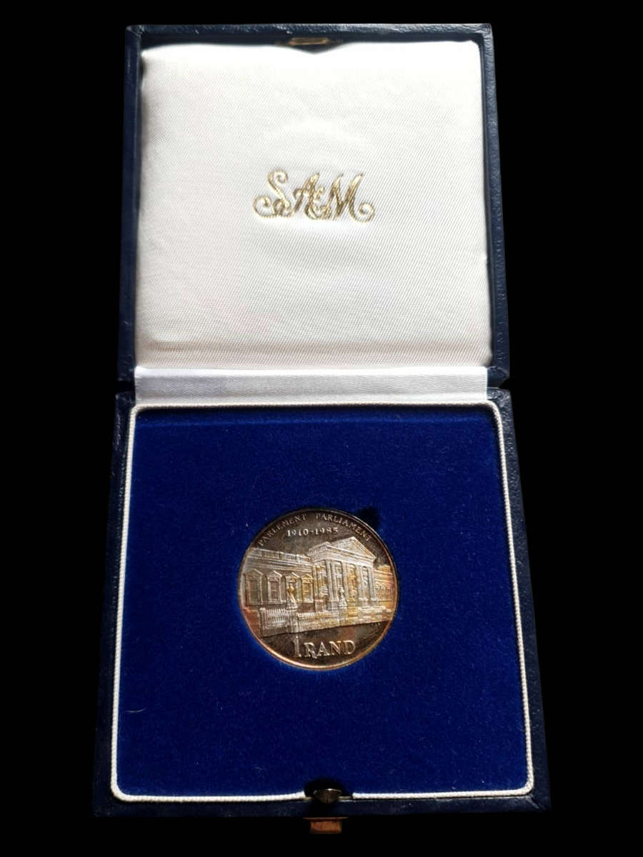 1985 South Africa 1 Rand Proof Silver Coin  75th Anniversary of Parliament (19101985)